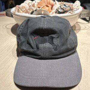 Black Dog Hat